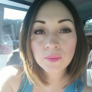 Meet your Posher, Mayra